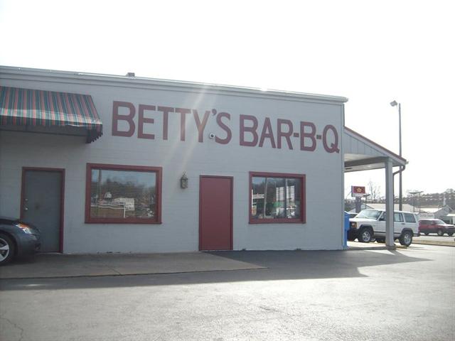 Betty's Bar-B-Q building with its painted sign above the awning