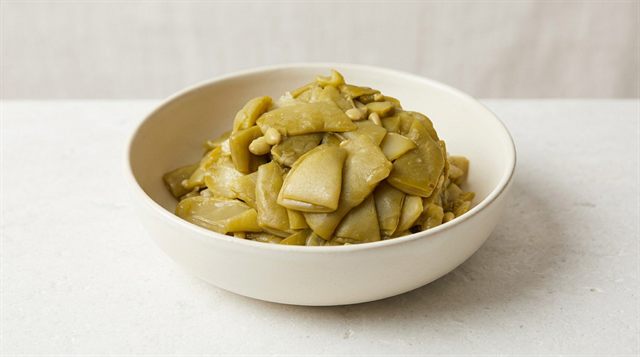 Bowl of green beans at Betty's Bar-B-Q in Anniston, AL