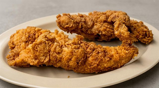Hand breaded fried chicken fingers at Betty's Bar-B-Q in Anniston, AL