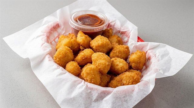 White cheddar cheese bites at Betty's Bar-B-Q in Anniston, AL